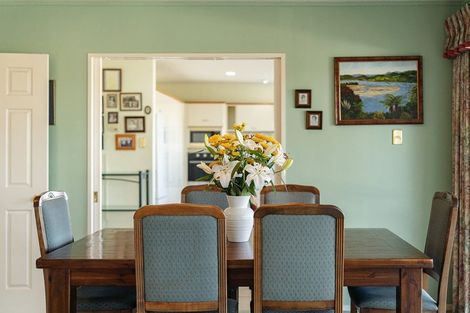 Photo of property in 9 Mariposa Crescent, Birkenhead, Auckland, 0626