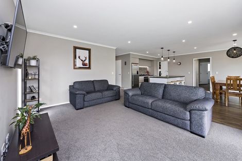 Photo of property in 7 Cressy Place, Darfield, 7510