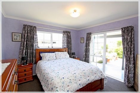 Photo of property in 6 Godwit Court, Foxton Beach, Foxton, 4815