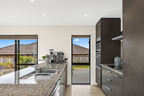 Photo of property in 15 Oliver Street, Warkworth, 0910