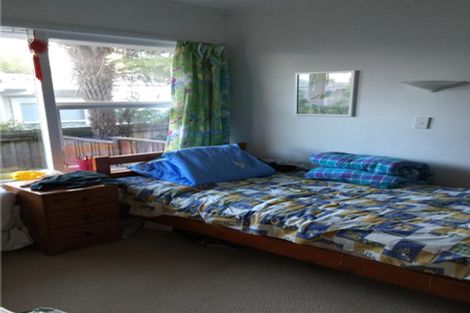Photo of property in 1/7 Evelyn Place, Hillcrest, Auckland, 0627