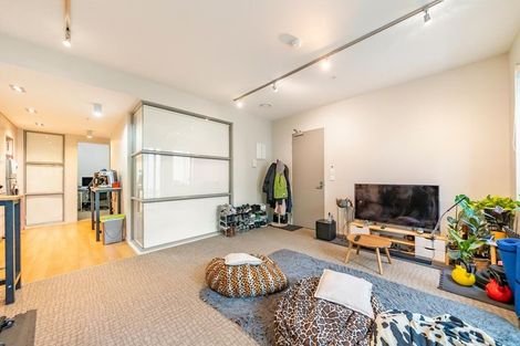 Photo of property in Masina Apartments, 104/80 Riddiford Street, Newtown, Wellington, 6021