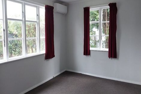 Photo of property in 284 Naenae Road, Naenae, Lower Hutt, 5011