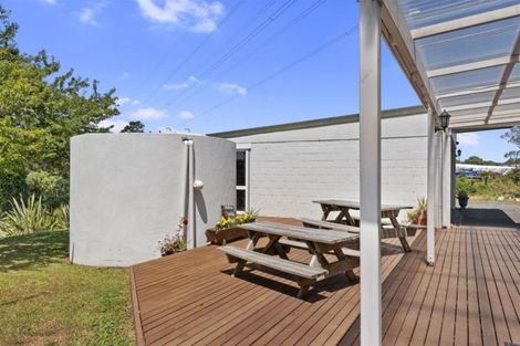 Photo of property in 22 Weza Lane, Kumeu, 0810