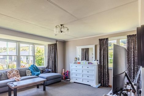 Photo of property in 12 Harlech Street, Oamaru North, Oamaru, 9400