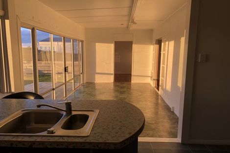 Photo of property in 101 Manly Street, Paraparaumu Beach, Paraparaumu, 5032