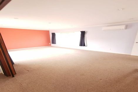 Photo of property in 6a Rogan Street, Mount Roskill, Auckland, 1041