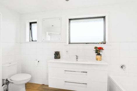 Photo of property in 12 Thurso Place, New Brighton, Christchurch, 8083