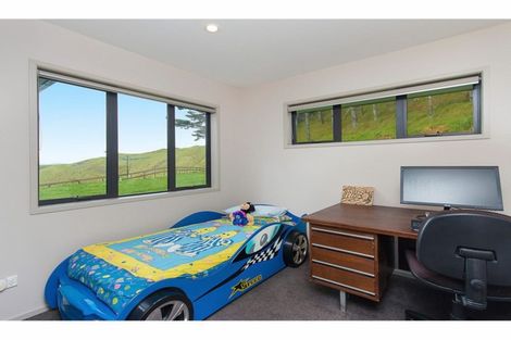 Photo of property in 63 Aldred Road, Karioitahi, Waiuku, 2683