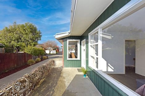 Photo of property in 1/14 Newbridge Place, Ilam, Christchurch, 8041