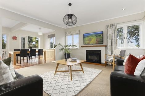 Photo of property in 18 Glade Place, Birkenhead, Auckland, 0626