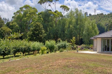 Photo of property in 9 Crawford Road, Maungakaramea, 0178