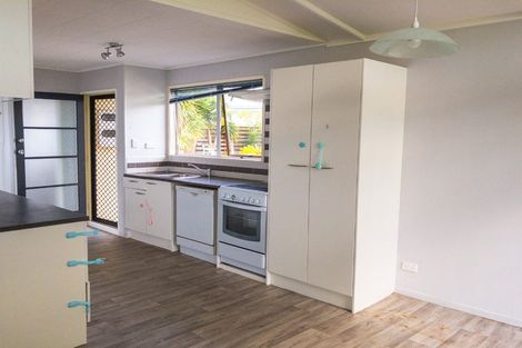 Photo of property in 101 Archmillen Avenue, Pakuranga Heights, Auckland, 2010