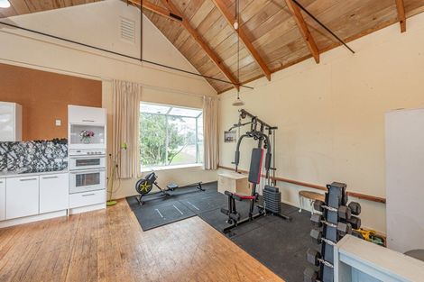 Photo of property in 218 Parahaki Road, Waverley, 4591