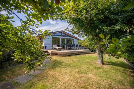 Photo of property in 31a Ranui Terrace, Tawa, Wellington, 5028