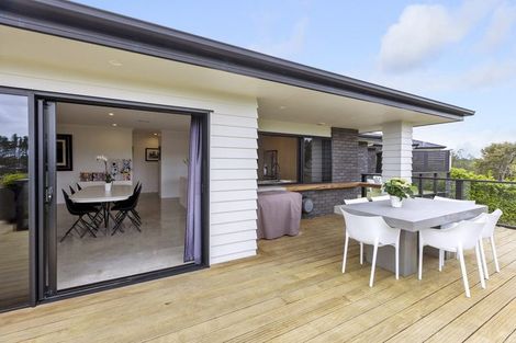 Photo of property in 5a Tupuhi Place, Highlands Park, New Plymouth, 4312