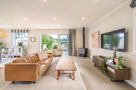 Photo of property in 12 Ava Street, Petone, Lower Hutt, 5012