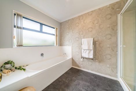 Photo of property in 45 Kirton Drive, Riverstone Terraces, Upper Hutt, 5018