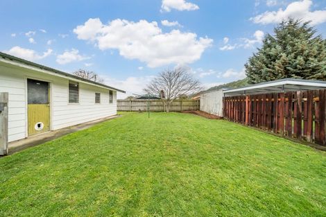 Photo of property in 37 Tacoma Drive, Totara Park, Upper Hutt, 5018