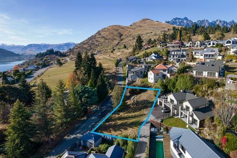 Photo of property in 4a Balmoral Drive, Kelvin Heights, Queenstown, 9300