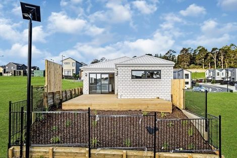 Photo of property in 6 Piringa Road, Pukekohe, 2120