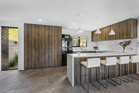 Photo of property in 43 Holystone Road, Whitby, Porirua, 5024