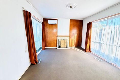 Photo of property in 29 Vodanovich Road, Te Atatu South, Auckland, 0610