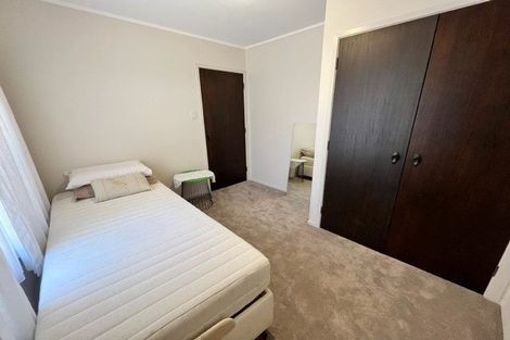 Photo of property in 9 Tromie Place, Highland Park, Auckland, 2010