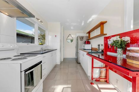 Photo of property in 26 Tiraumea Drive, Pakuranga, Auckland, 2010