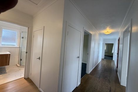 Photo of property in 39 Vera Road, Te Atatu South, Auckland, 0610