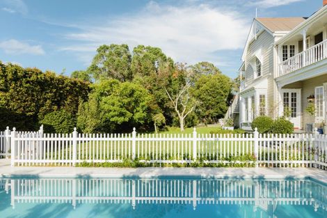 Photo of property in 52 Hinemoa Street, Birkenhead, Auckland, 0626