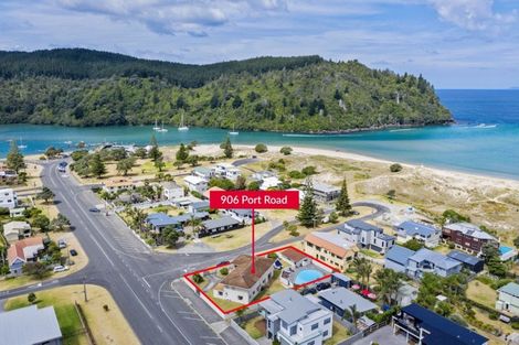 Photo of property in 906 Port Road, Whangamata, 3620