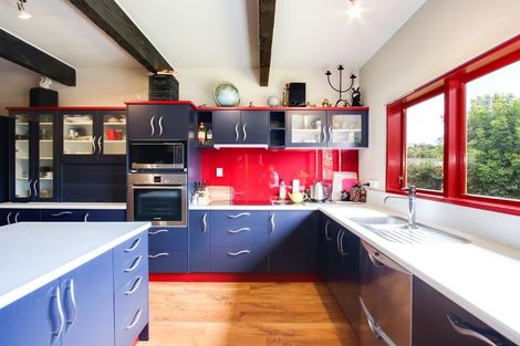 Photo of property in 4 Darcy Place, Massey, Auckland, 0614