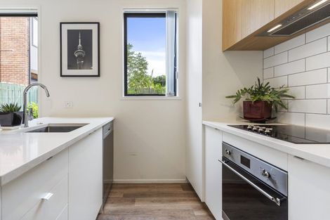 Photo of property in 73 Mangahoe Road, Mount Wellington, Auckland, 1062