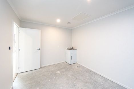 Photo of property in 6 Cross Street, Castlecliff, Whanganui, 4501