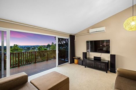 Photo of property in 325 Don Buck Road, Massey, Auckland, 0614