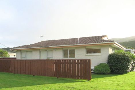 Photo of property in 37b Findlay Street, Tawa, Wellington, 5028