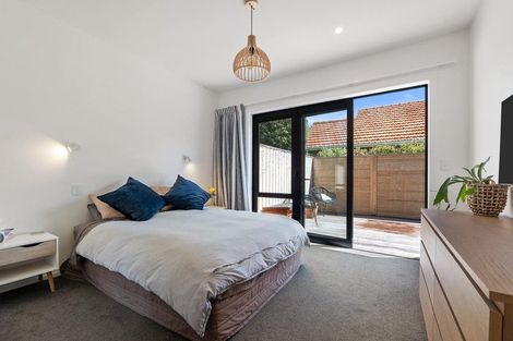 Photo of property in 12 Wilsons Road, Saint Martins, Christchurch, 8022