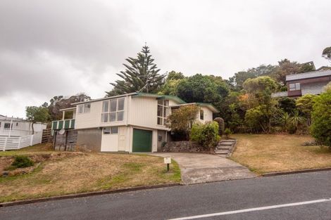 Photo of property in 13 Chisbury Street, Churton Park, Wellington, 6037