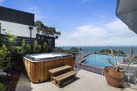 Photo of property in 24 Tui Street, Torbay, Auckland, 0630