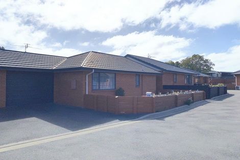 Photo of property in 24b Wainoni Road, Wainoni, Christchurch, 8061