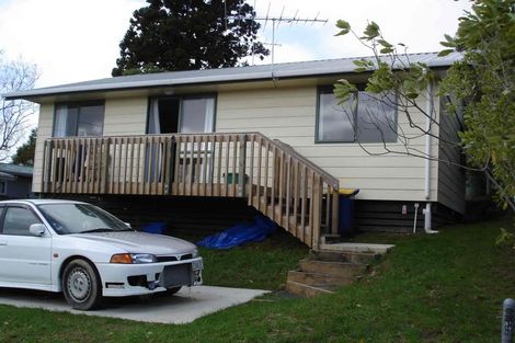 Photo of property in 5 Arlette Place, Massey, Auckland, 0614