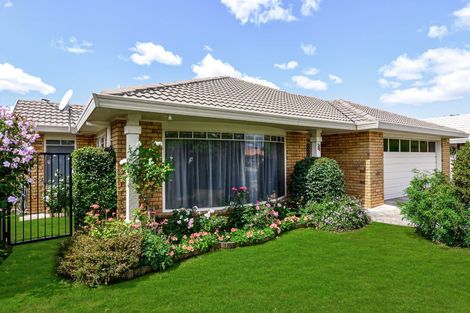 Photo of property in 14 Admiral Crescent, Flagstaff, Hamilton, 3210