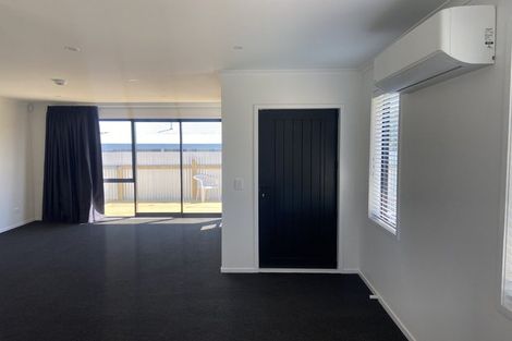 Photo of property in 77 Hillary Crescent, Maraenui, Napier, 4110