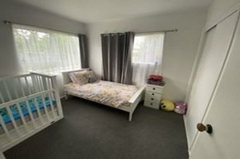 Photo of property in 2/388 Te Atatu Road, Te Atatu Peninsula, Auckland, 0610