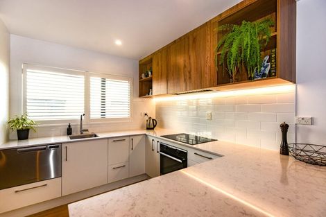 Photo of property in 2/211 Worcester Street, Christchurch Central, Christchurch, 8011