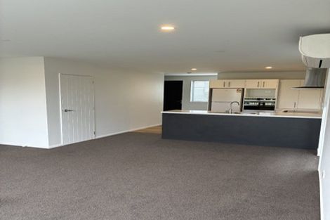 Photo of property in 5 Wheatsheaf Lane, Heathcote Valley, Christchurch, 8022