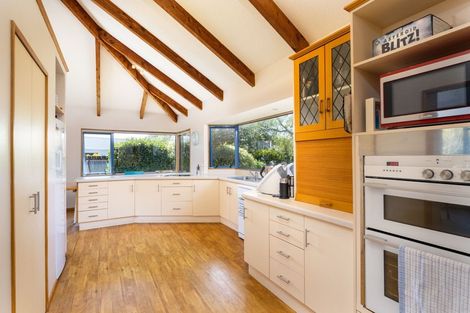 Photo of property in 10d Kinross Drive, Merrilands, New Plymouth, 4312