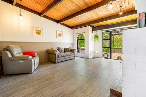 Photo of property in 225 Taylor Road, Waimauku, 0882