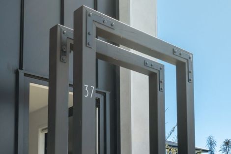 Photo of property in 1/37 Mohua Lane, Upper Riccarton, Christchurch, 8041